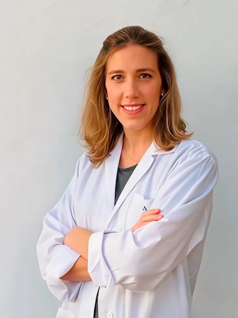 Doctora Nieves de las Rivas - Oftalmóloga Fuengirola